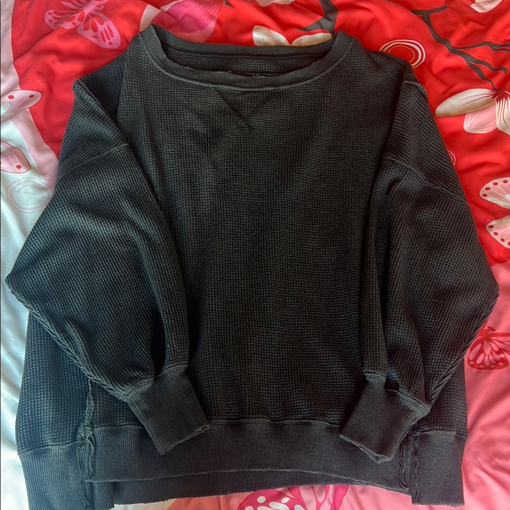 American Eagle black lived-in oversized sweater